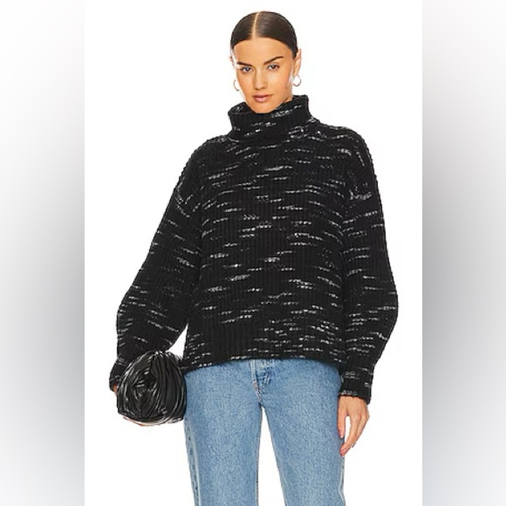 Varley Marlena Knit Sweater in Dalmatian Small
